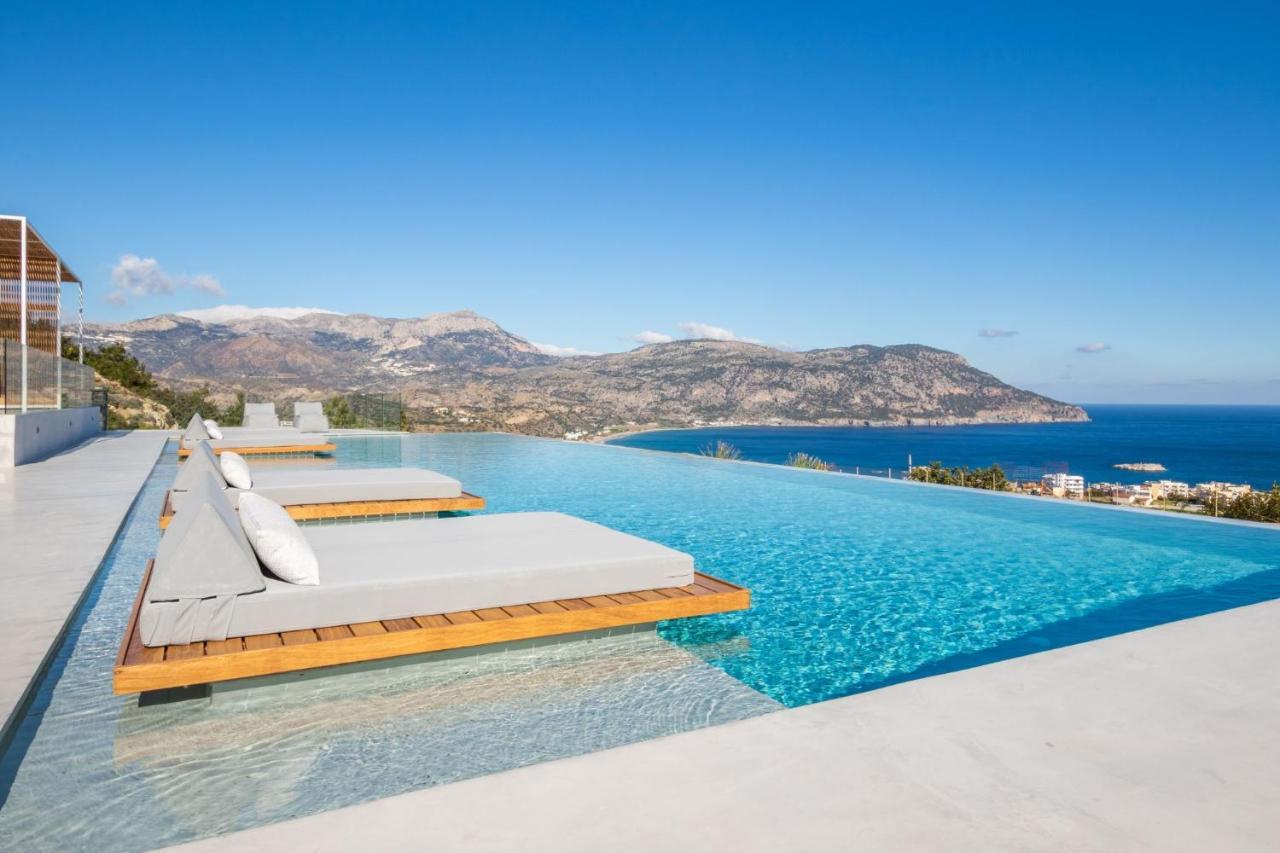 Istia Luxury *